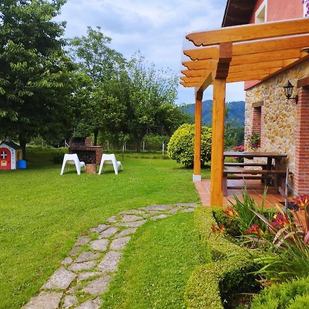 Casa Rural El Jondrigu Onís Exteriér fotografie
