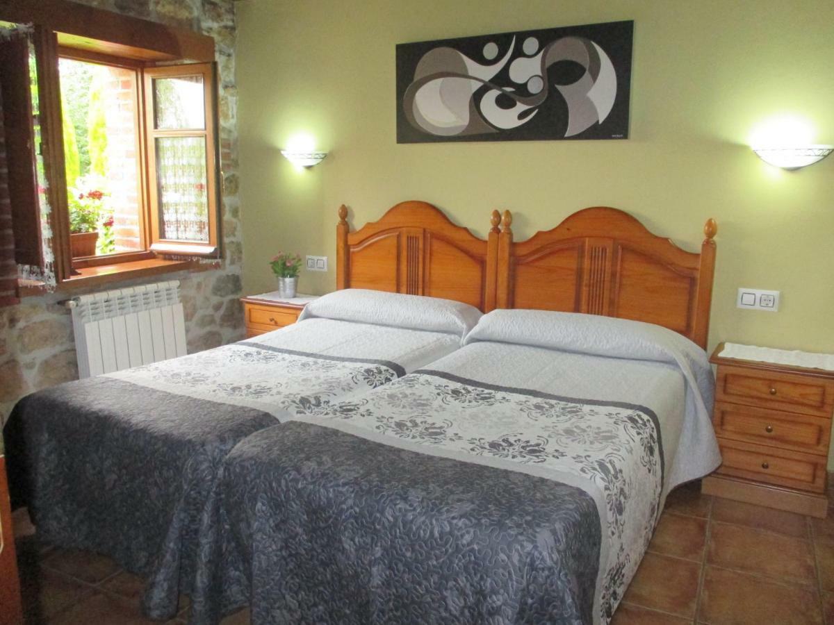 Casa Rural El Jondrigu Onís Exteriér fotografie
