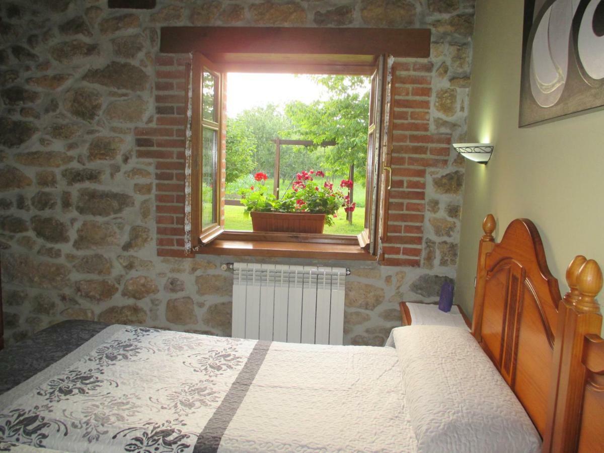 Casa Rural El Jondrigu Onís Exteriér fotografie